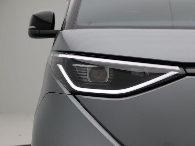 Volkswagen ID. Buzz Cargo Bedrijfswagens Anniversary Edition 286 pk 79 kWh | Trekhaak | Bijrijdersbank | Camera |