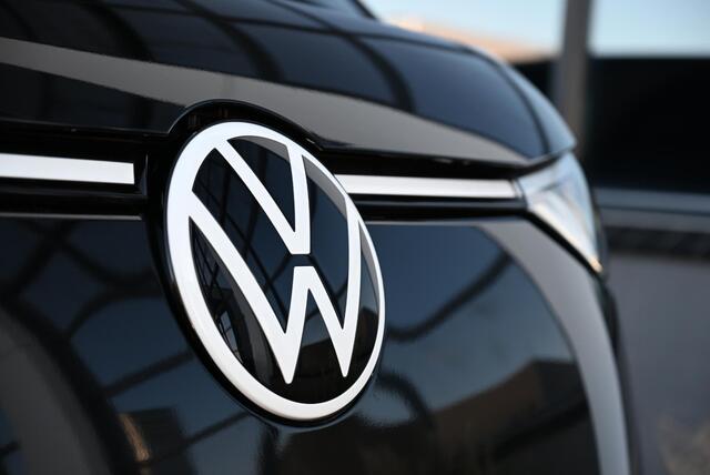 Volkswagen ID. Buzz Cargo 79 kWh 286 PK | Black Edition | Cam | LED | Cruise | CarPlay | ¤ 475 P.M.