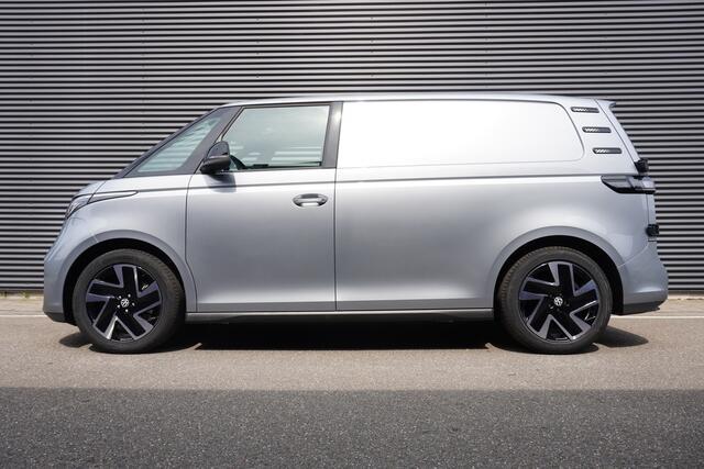 Volkswagen ID. Buzz Cargo ID. Buzz Cargo 286 pk Bulli Edition, Achteruitrijcamera, Bijrijdersstoel, Navigatie, Achterdeuren, Trekhaak