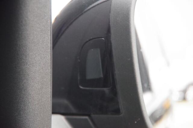 Volkswagen ID. Buzz Cargo 77 kWh 204PK, 3-ZITS, LED, ADAPT. CRUISE, CAMERA, STOELVERWARMING, STUURVERWARMING, CARPLAY, ELEKTR. ACHTERKLEP, PARKEERSENSOREN