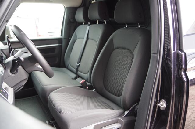 Volkswagen ID. Buzz Cargo 77 kWh 204PK, 3-ZITS, LED, ADAPT. CRUISE, CAMERA, STOELVERWARMING, STUURVERWARMING, CARPLAY, ELEKTR. ACHTERKLEP, PARKEERSENSOREN