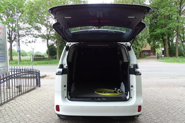 Volkswagen ID. Buzz Cargo 77 kWh SOH 100% 1e eig