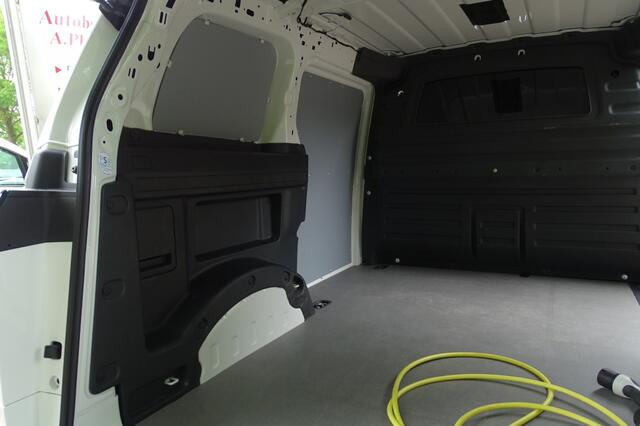 Volkswagen ID. Buzz Cargo 77 kWh SOH 100% 1e eig