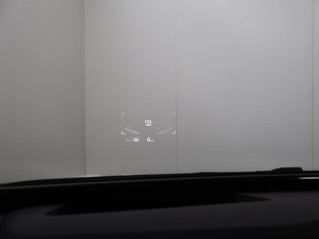 Volkswagen ID.3 First Max 58 kWh | 204 PK | SoH 91% | Matrix LED koplampen | Panoramadak | Head-up display | 20"LM velgen |