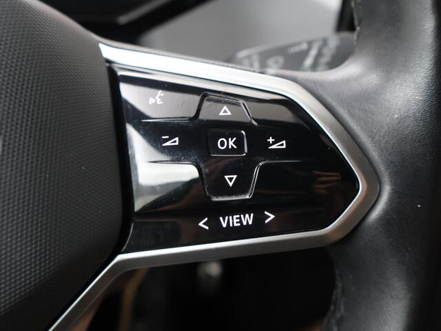 Volkswagen ID.3 First Max 58 kWh | 204 PK | SoH 91% | Matrix LED koplampen | Panoramadak | Head-up display | 20"LM velgen |