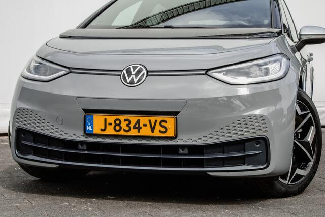 Volkswagen ID.3 First Plus 58 kWh Adapt. cruise/ Matrix LED/ Camera/ Stuur + stoelverwarming/ Carplay/ 19" Lmv