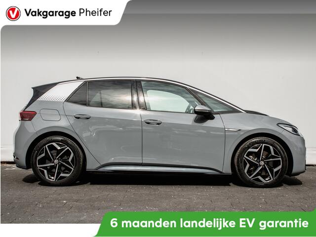 Volkswagen ID.3 First Plus 58 kWh Adapt. cruise/ Matrix LED/ Camera/ Stuur + stoelverwarming/ Carplay/ 19" Lmv