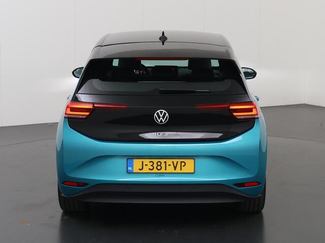 Volkswagen ID.3 First 58 kWh | Navigatie | Stoel/Stuurwielverwarming | Cruise Control Adaptief | Parkeersensoren |