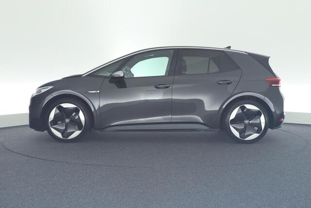 Volkswagen ID.3 First Max 204pk 58 kWh Panoramadak Head-Up Camera Stoelverwarming Navigatie