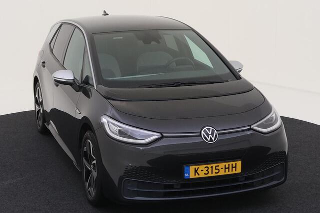 Volkswagen ID.3 First Plus 204pk 58 kWh Camera / Navigatie / Parkeersensoren / LED / Stoelverwarming / 19"LM Velgen