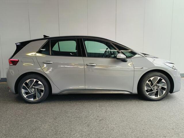 Volkswagen ID.3 Pure 45 kWh uit 2022 Rijklaar + 12 maanden Bovag-garantie Henk Jongen Auto's in Helmond, al 50 jaar service zoals 't hoort!