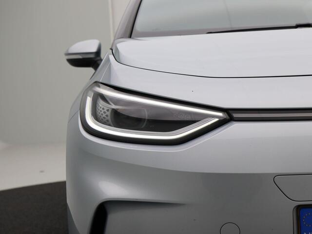 Volkswagen ID.3 Pro 58 kWh | Adaptive Cruise | Camera | Carplay | Stoel Verwarming | Parkeersensoren | Privacy Glass | Climate Control | Navigatiesysteem | 19 Inch | 71.118 Km