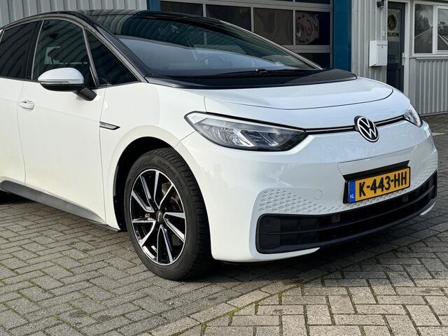 Volkswagen ID.3 Life 58 kWh BTW Auto / AppleCarplay / Stoel en stuurverw / NL Auto Z.G.O.H. ¤ 12.355 Ex BTW