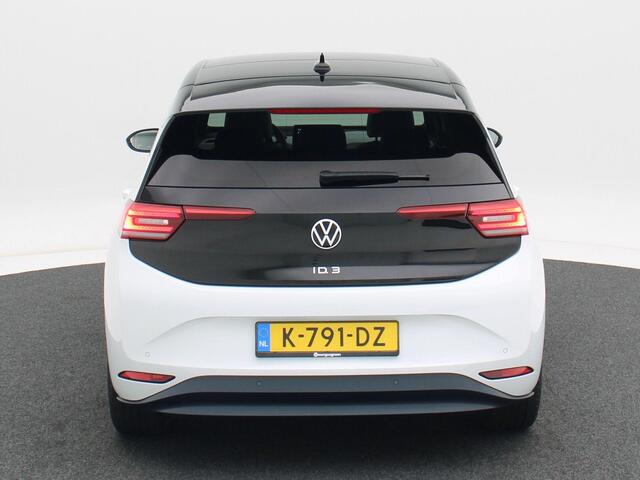 Volkswagen ID.3 First Max 58 kWh 204 Pk Automaat | SOH 93% | Panoramadak | Carplay | Elektrische Stoelen | Full LED | Camera | Parkeersensoren | Privacy Glass | Climate Control | 20 Inch