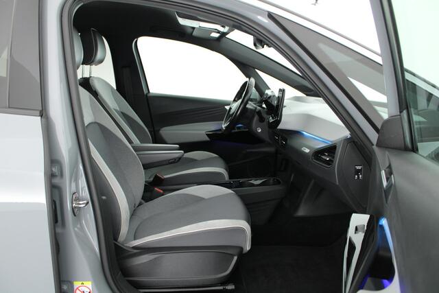 Volkswagen ID.3 First Plus 58 kWh 204pk Camera Matrix Adaptive Cruise Navigatie Stoel+stuurverwarming