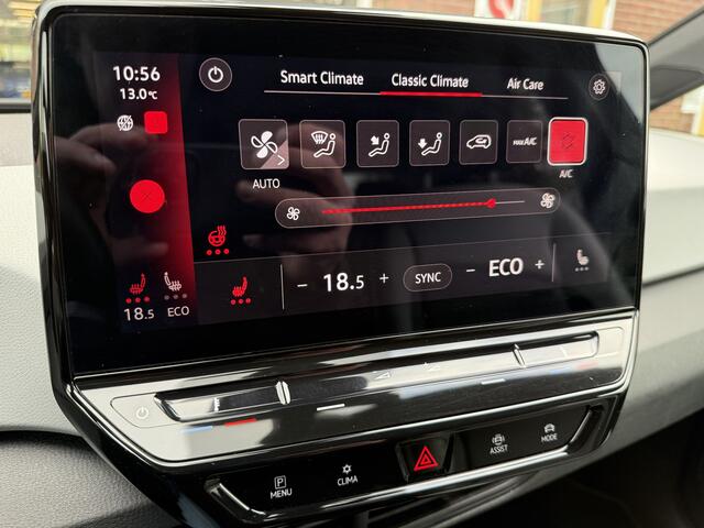 Volkswagen ID.3 First Plus 58 kWh Camera, Trekhaak, 19''Lmv, Matrix Led