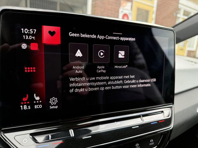 Volkswagen ID.3 First Plus 58 kWh Camera, Trekhaak, 19''Lmv, Matrix Led