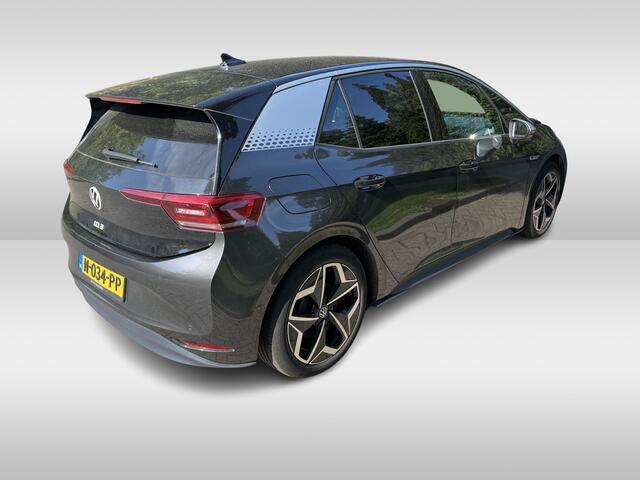 Volkswagen ID.3 First Plus 58 kWh SOH 92,5% / Camera / Keyless / Matrix LED / Interieurvoorverwarming / 19'' / DAB / 19'' / Navigatie / ACC