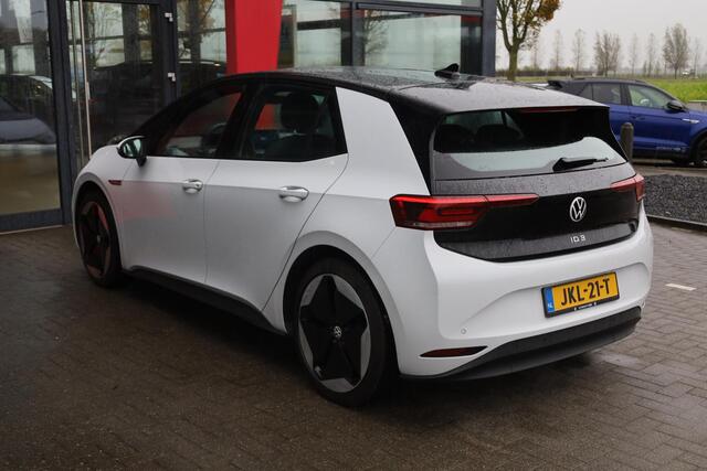 Volkswagen ID.3 Pro 58 kWh SOH 91%, parkeersensoren voor en achter, multifunctioneel stuurwiel, lane assist, bluetooth, carkit carplay, meerkleurige sfeerverlichting, navigatie, discover pro