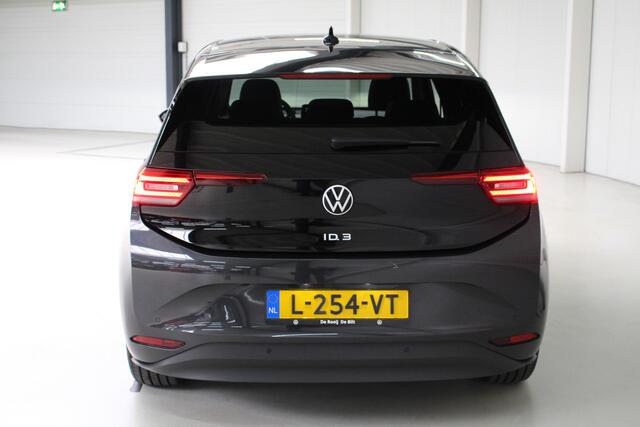 Volkswagen ID.3 Tech 58 kWh | 150kW / 204 PK Panoramadak | El. stoelverstelling | Camera | Warmtepomp