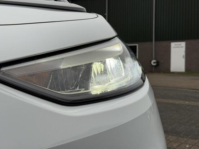 Volkswagen ID.3 PRO PERFORMANCE 58 kWh 204 PK | Warmtepomp | Stoel- & Stuurverwarming | Trekhaak | Adaptieve Cruise Control | Lane Assist