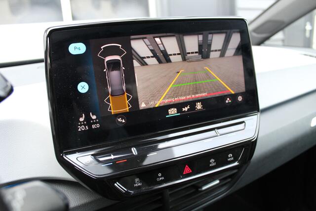 Volkswagen ID.3 First Plus 58 kWh | SOH 87% | Incl BTW | Trekhaak | Stoelverwarming