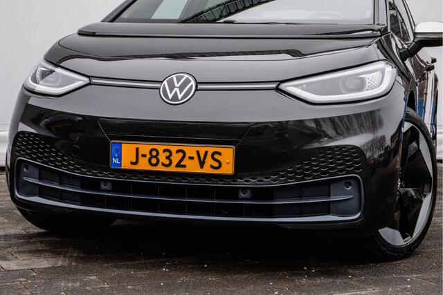 Volkswagen ID.3 First Max 58 kWh Panoramadak/ Stoelmassage/ IQ Led/ Stoel-stuurverwarming/ 20" Lmv/ Camera/ Carplay
