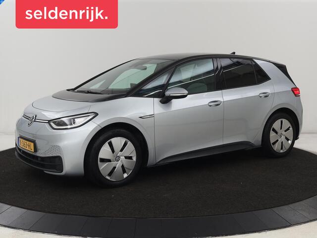 Volkswagen ID.3 Business 58 kWh | Stoel & stuurverwarming | Camera | Carplay | Adaptive cruise | Matrix LED | Navigatie | Climate control | Parkeerhulp | Bluetooth