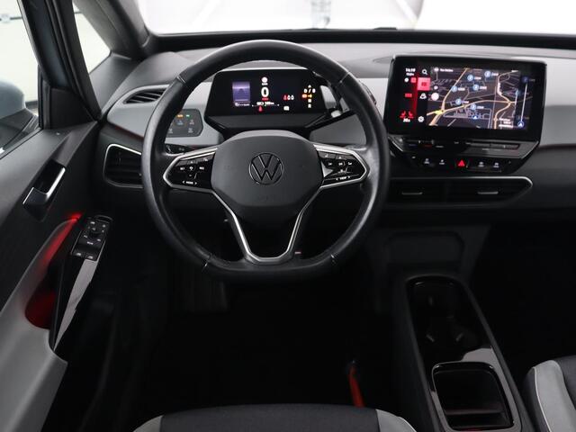Volkswagen ID.3 Business 58 kWh | Stoel & stuurverwarming | Camera | Carplay | Adaptive cruise | Matrix LED | Navigatie | Climate control | Parkeerhulp | Bluetooth