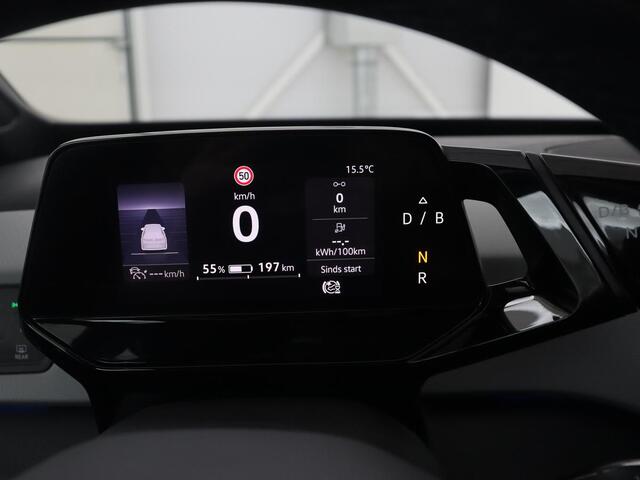 Volkswagen ID.3 First Plus 58 kWh | Trekhaak | Stoel & stuurverwarming | Matrix LED | Camera | Carplay | Sfeerverlichting | Adaptive cruise | Keyless | Navigatie | Climate control | Parkeerhulp