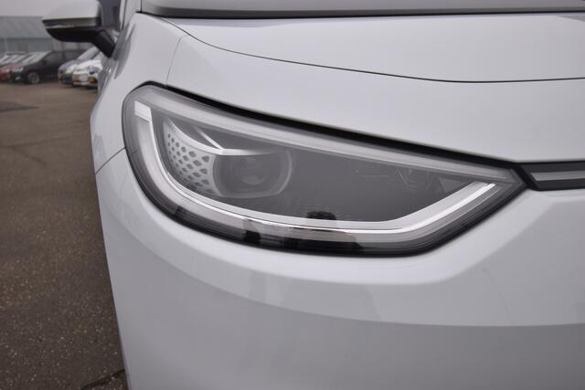 Volkswagen ID.3 First Plus 58 kWh , TREKHAAK , A UITRIJ CAM , CLIMATR , CR CONTR , PDC V+A ,