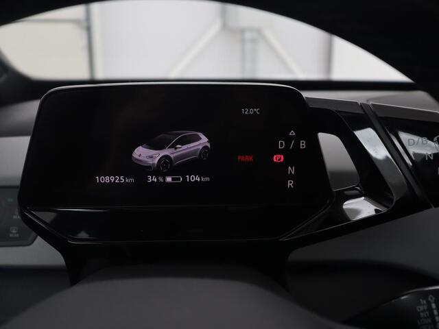 Volkswagen ID.3 First Plus 58 kWh | Stoel & stuurverwarming | Matrix LED | Adaptive cruise | Carplay | Sfeerverlichting | Camera | Navigatie | DAB | Keyless | Parkeerhulp | Climate control