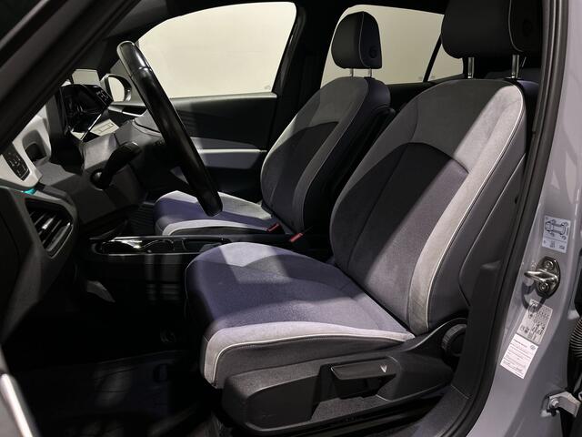Volkswagen ID.3 First Plus 58 kWh All season banden | Camera | Nette auto | Matrix Led