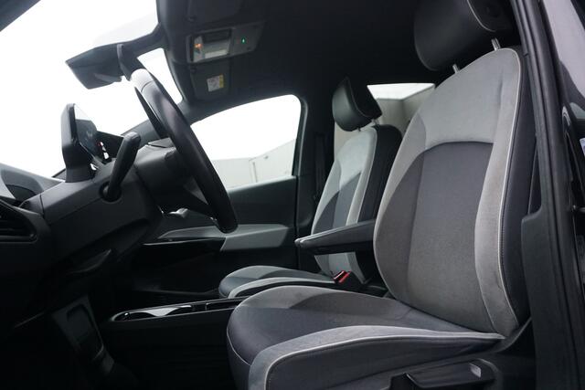 Volkswagen ID.3 First Plus 58 kWh | TREKHAAK | STOEL/STUURVERW. | CAMERA | MATRIX LED |