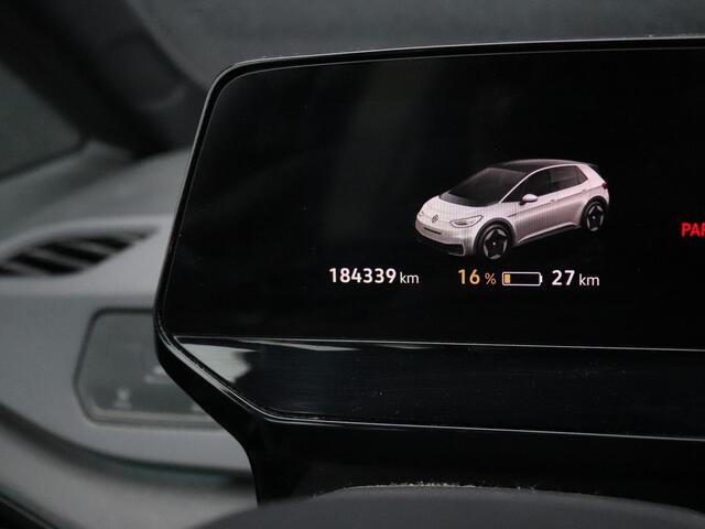 Volkswagen ID.3 First 58 kWh | PDC | CRUISE | NAVI | APPLE CARPLAY | STOEL/STUURVERW. |