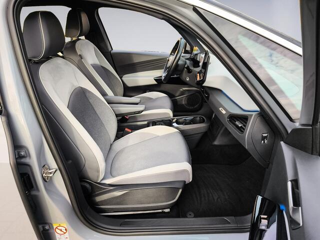 Volkswagen ID.3 First Plus 58 kWh 1e-Eig. & Keurig-Onderh. BOVAG-Garantie. NL-Auto.