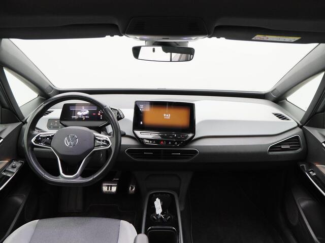 Volkswagen ID.3 First Plus 58 kWh | Panoramadak | Adaptive Cruise | Climate Control | Stoelverwarming | Navigatie | Camera | Carplay | 19 Inch