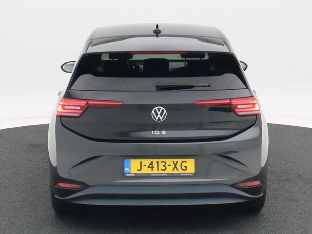 Volkswagen ID.3 First Plus 58 kWh | Adaptive Cruise | Stoelverwarming | CarPlay | Navigatie | Camera | 19 Inch | 70.182 Km!!