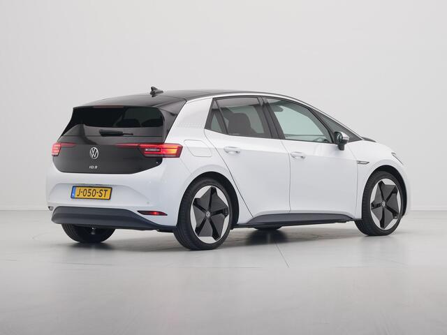 Volkswagen ID.3 First Max 58 kWh 204pk Trekhaak Navigatie Camera Stoelverwarming Side ass.