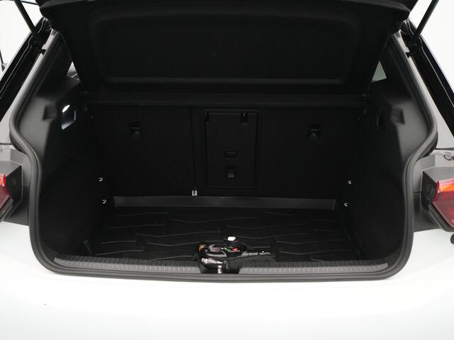 Volkswagen ID.3 First Plus 58 kWh 204pk Navigatie Camera Stoelverwarming Acc 15