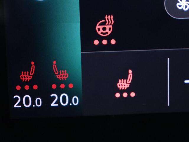 Volkswagen ID.3 First Max 58 kWh | Panoramadak | Head-Up | Stoelverwarming | Massage | Matrix LED | Adaptive cruise | 20'' | Keyless | Navigatie | Dodehoek detectie | Sfeerverlichting