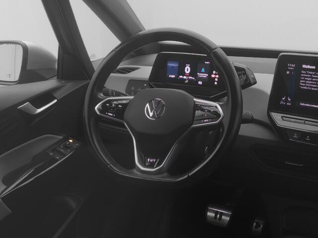 Volkswagen ID.3 First Plus 58 kWh | CAMERA | ADAPTIVE | STOEL- EN STUURVERW.