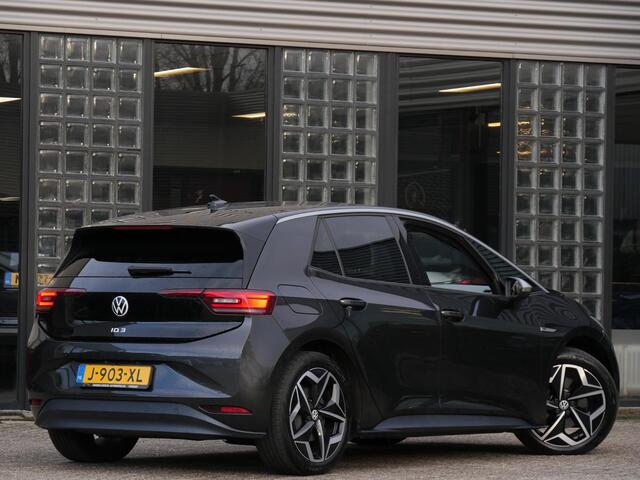 Volkswagen ID.3 1ST PLUS 58kWh/ TREKHAAK/ CAMERA/ KEYLESS/ MATRIX LED/ SOH 93%