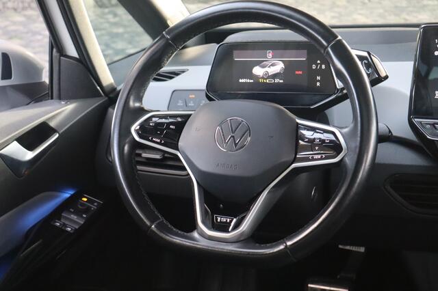 Volkswagen ID.3 First Max 58 kWh | Trekhaak | LED | Comf. Stoelen | Panoramadak