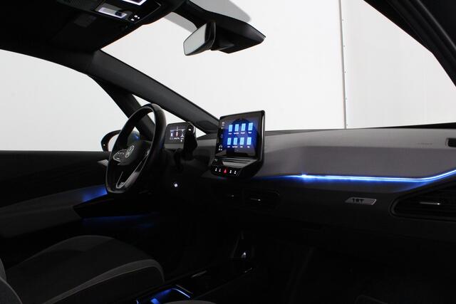 Volkswagen ID.3 First Plus 58 kWh > 91%SOH /Trekhaak / Camera / Matrix-LED / Stuurwiel verwarmd