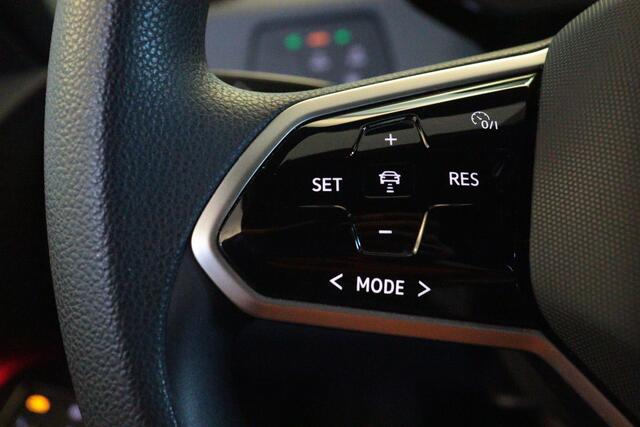 Volkswagen ID.3 Pure 45 kWh | APPCONNECT | CLIMA | PDC V+A | ADAP CRUISE | LMV |