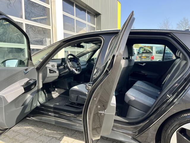 Volkswagen ID.3 Business 58 kWh Stoelverwarming Airco Cruise controle Navigatiesysteem Telefoonverbinding 5-Persoons Adaptive