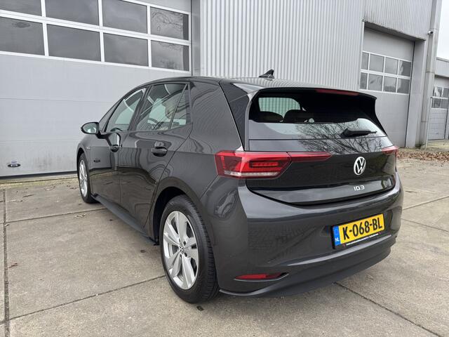 Volkswagen ID.3 First Pro 58 kWh Leder ST. VERW. LUXE UITVOERING.SOH 92% Prijs incl. BTW.