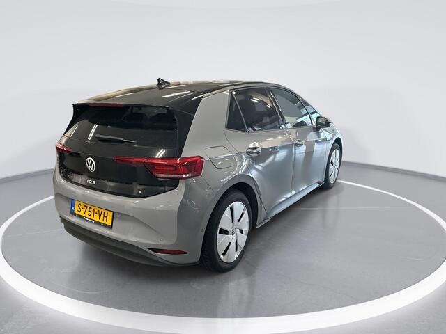 Volkswagen ID.3 Pro Edition 204pk 58 kWh · Camera · Apple/Android Car Play · Stoelverwarming · Navigatie · P-Sensoren · Keyless · 18'' Inch ·