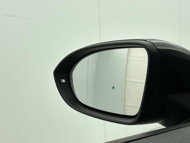 Volkswagen ID.3 Life 58 kWh Airco ECC Full LED Navi Carplay PDC VA+ Camera Adaptive Cruise Control 18" LM Velgen